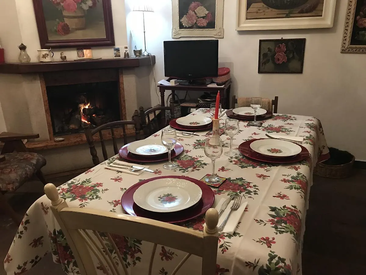 Bed & Breakfast Il Giardino Segreto Bed and Breakfast Castelnuovo Magra Italia